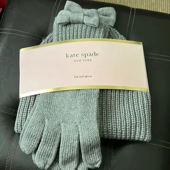 KATE SPADE 2-Piece Bow Beanie & Gloves Set gray